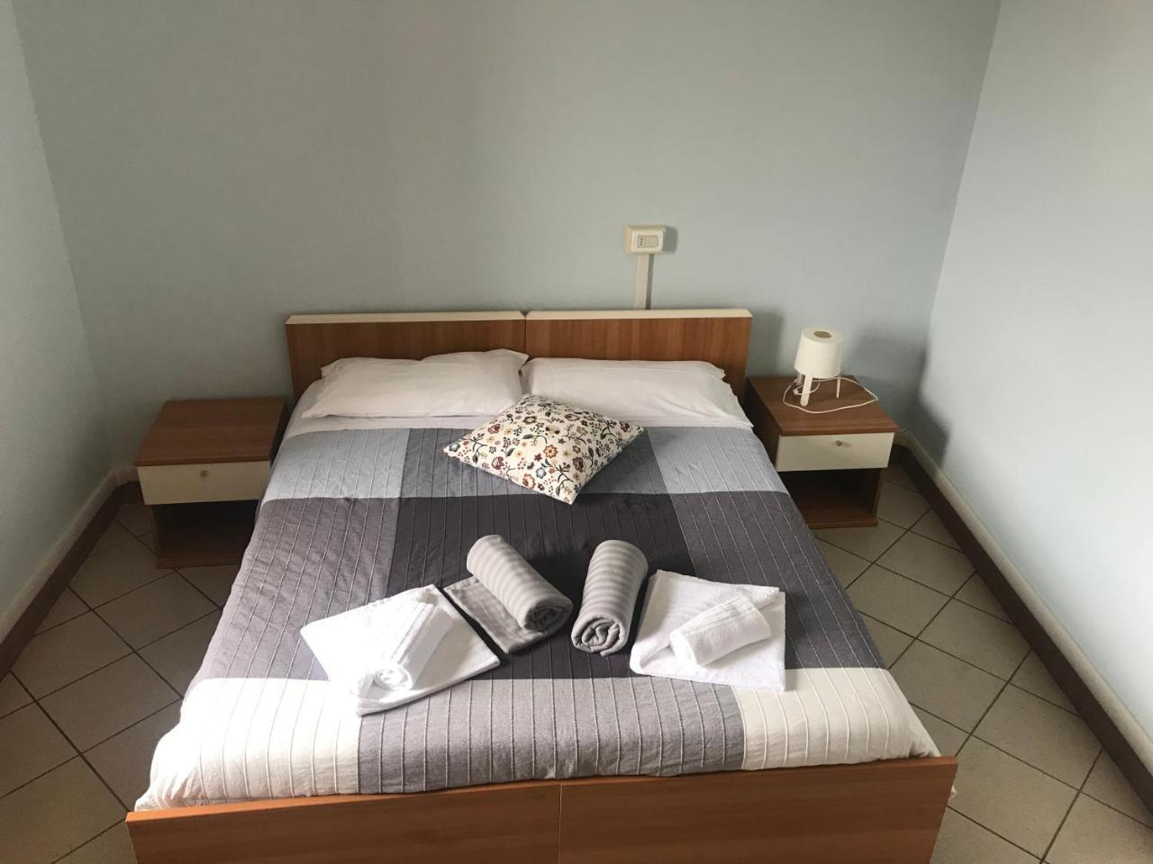 Albergo E Ostello Della Gioventu Biella Centro Storico מראה חיצוני תמונה